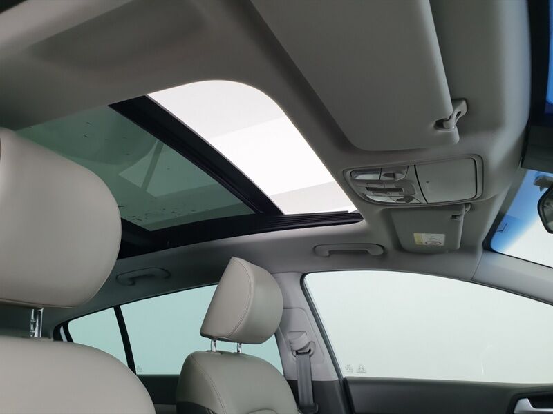 More views of Kia Sportage