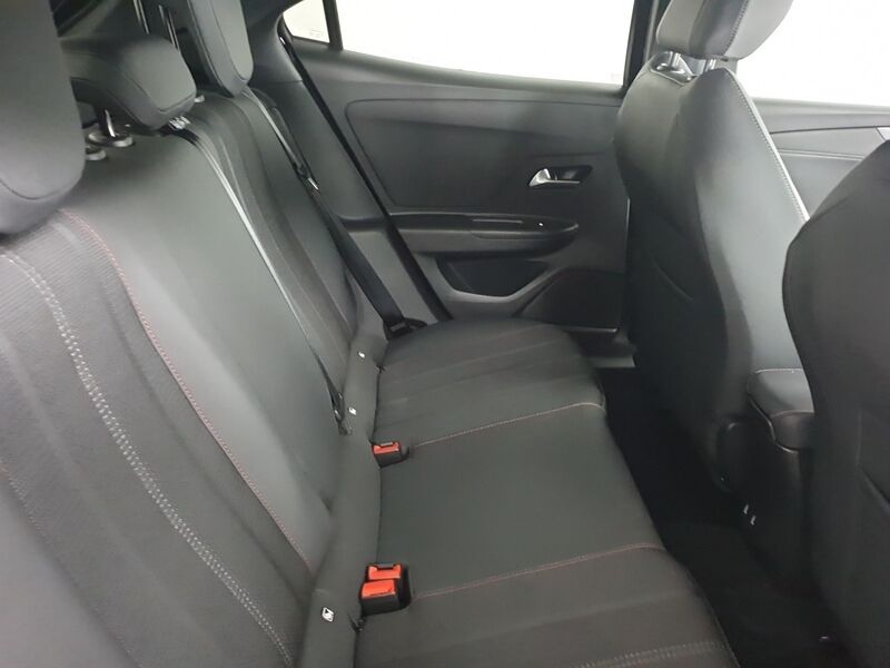 More views of Opel Mokka