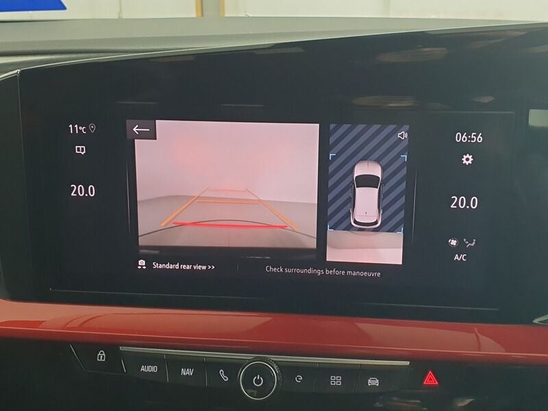 More views of Opel Mokka
