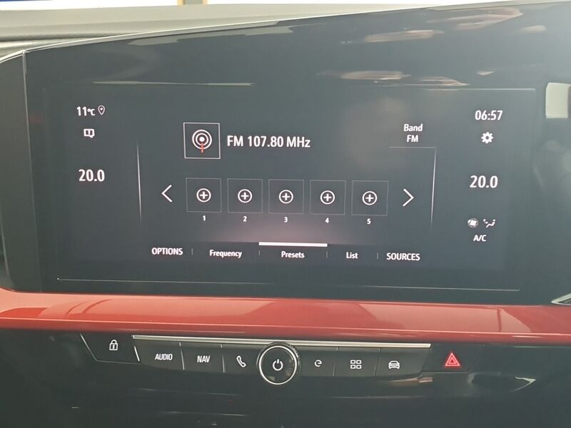 More views of Opel Mokka