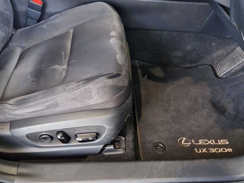 More views of Lexus UX