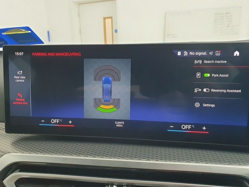 More views of BMW i4