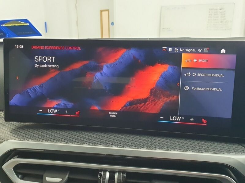 More views of BMW i4