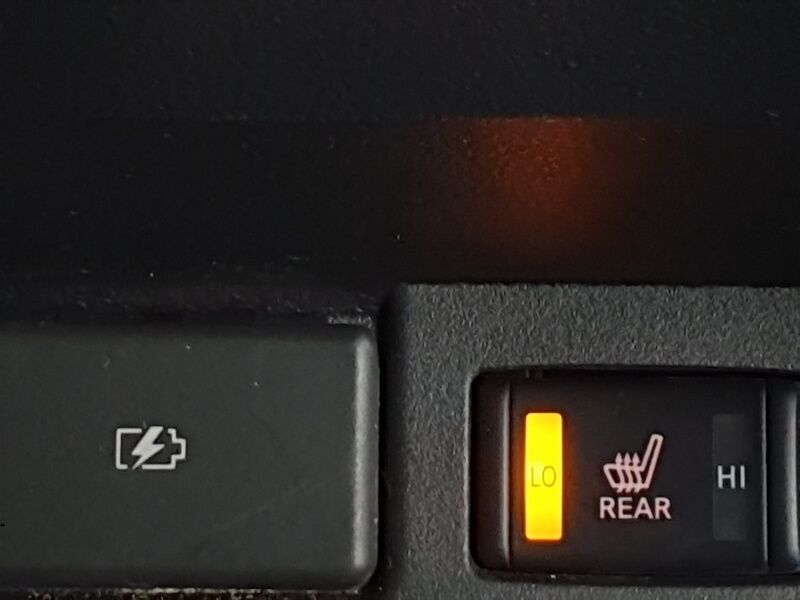 More views of Nissan Leaf