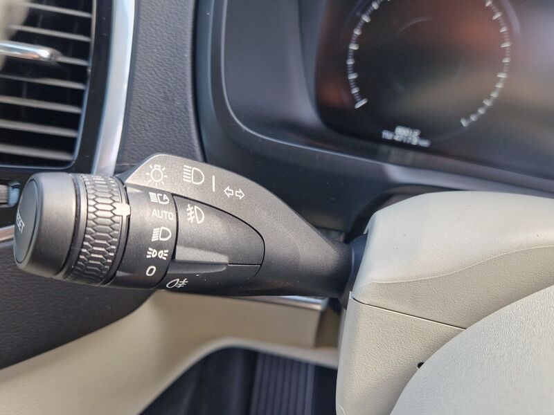 More views of Volvo XC90