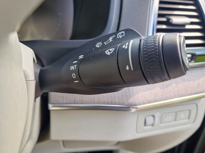 More views of Volvo XC90