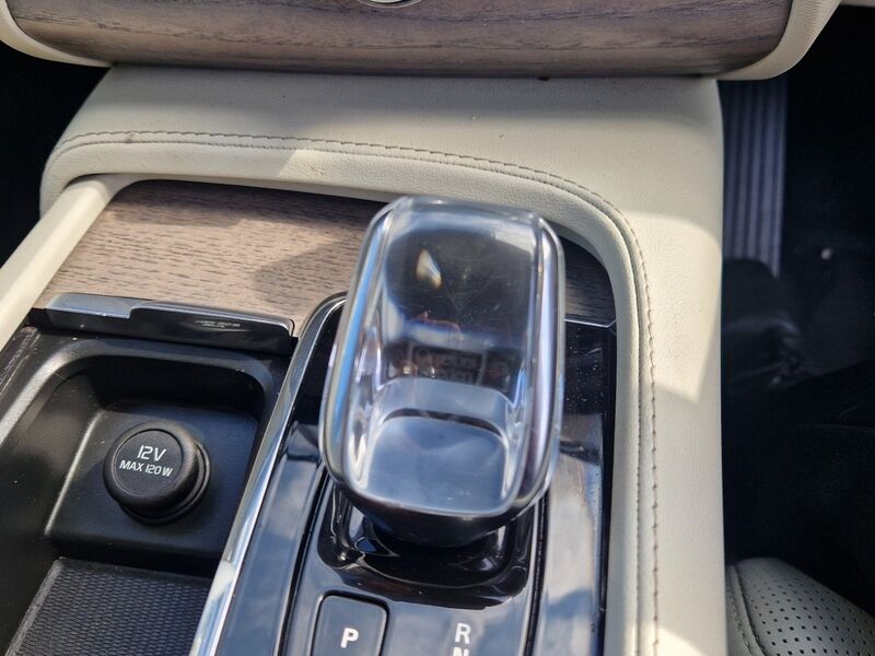 More views of Volvo XC90