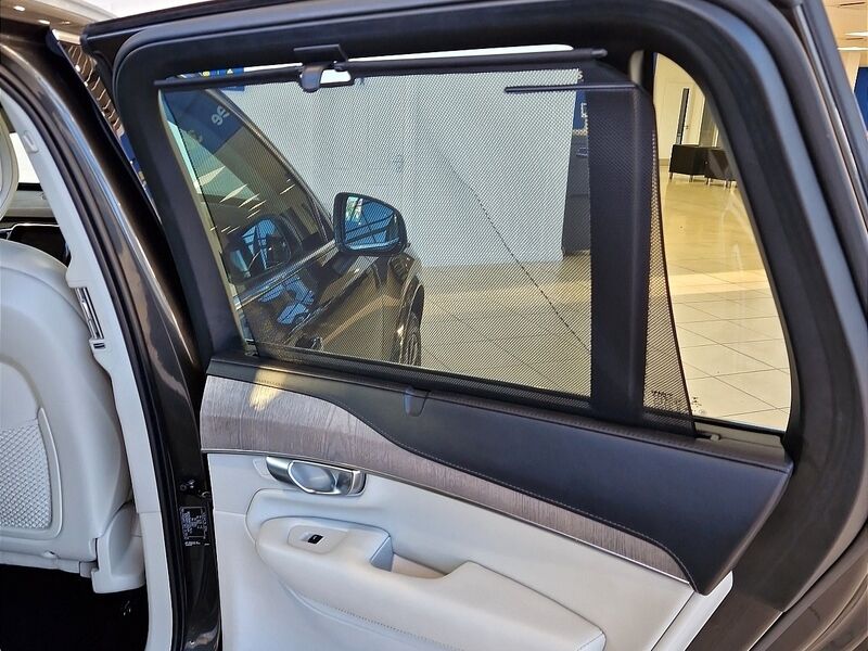 More views of Volvo XC90