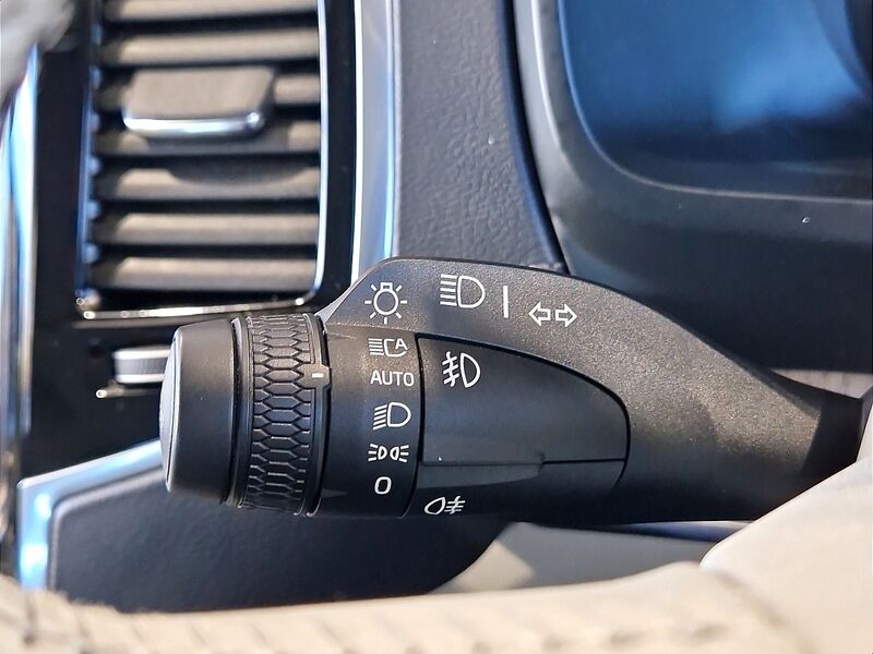 More views of Volvo XC90