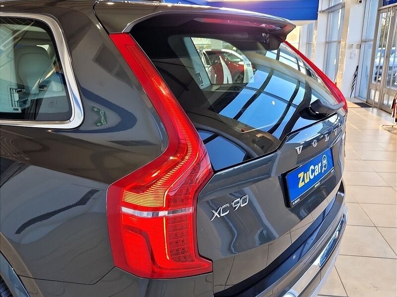 More views of Volvo XC90