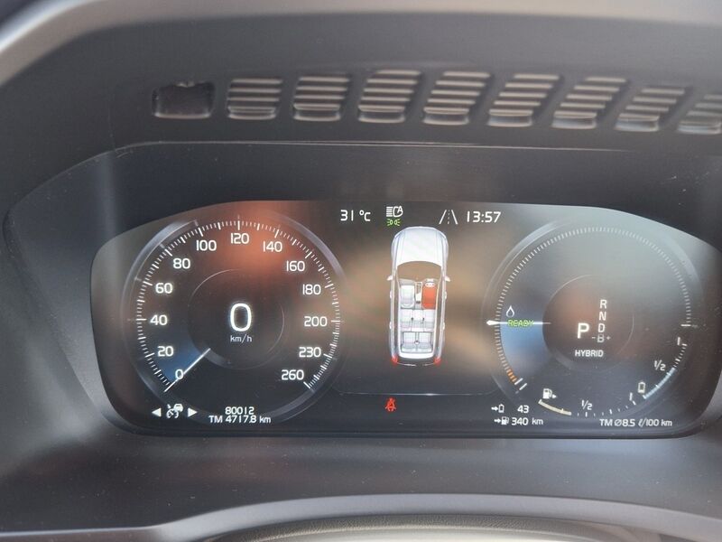 More views of Volvo XC90