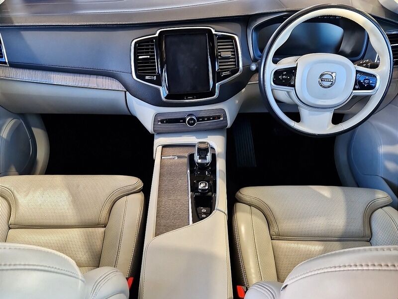 More views of Volvo XC90