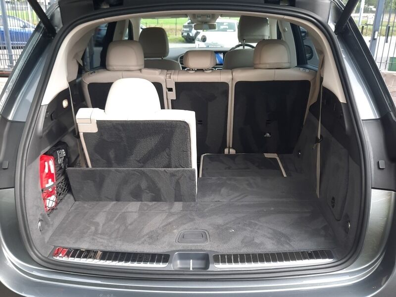 More views of Mercedes-Benz GLE