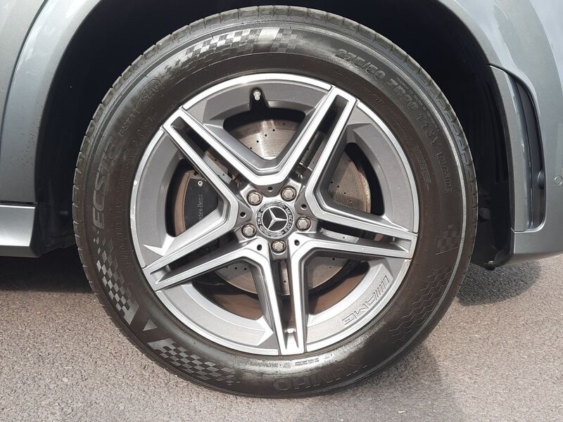 More views of Mercedes-Benz GLE