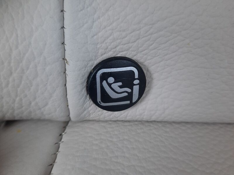 More views of Mercedes-Benz GLE