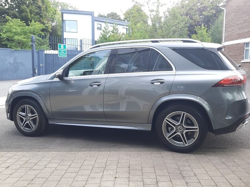 More views of Mercedes-Benz GLE
