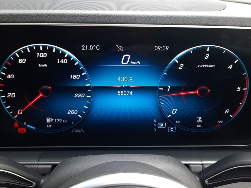 More views of Mercedes-Benz GLE