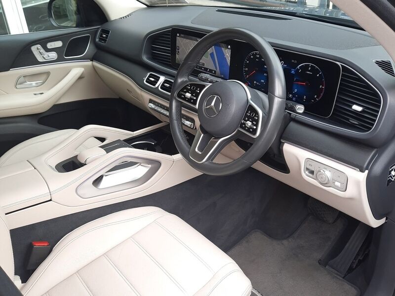 More views of Mercedes-Benz GLE