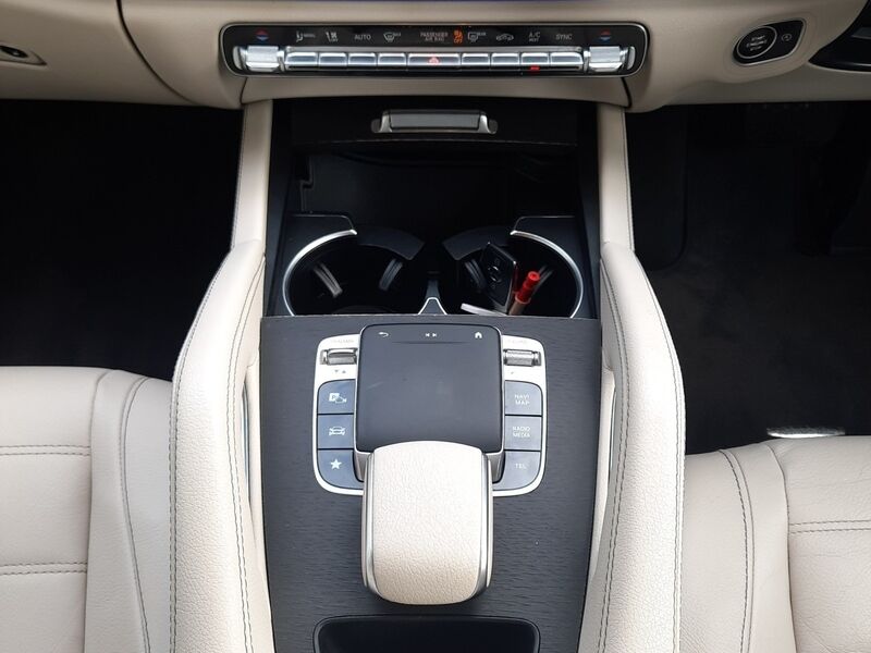 More views of Mercedes-Benz GLE