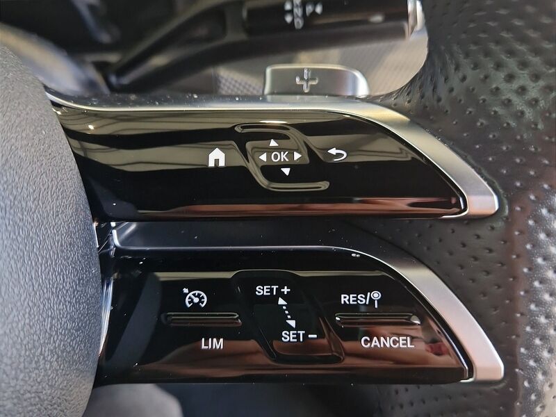 More views of Mercedes-Benz C-Class