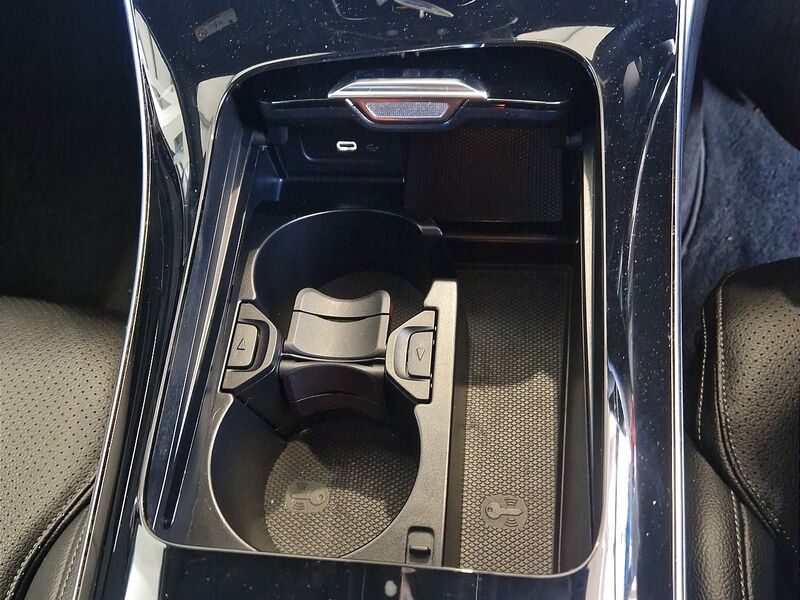 More views of Mercedes-Benz C-Class