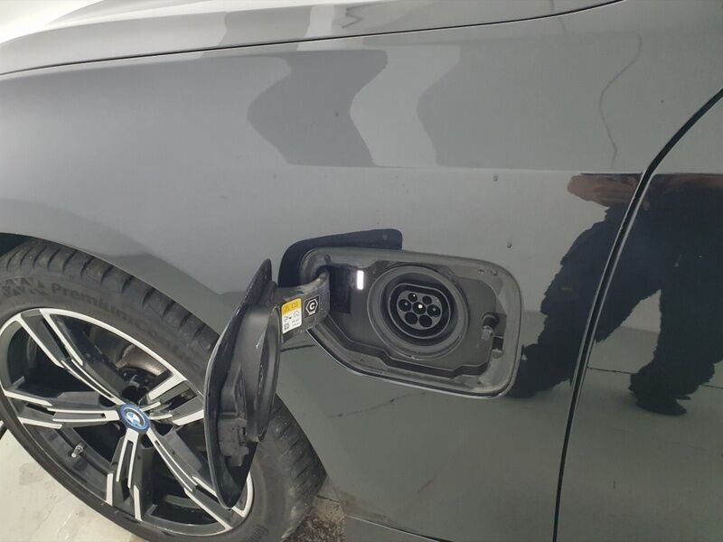 More views of BMW 3 Series