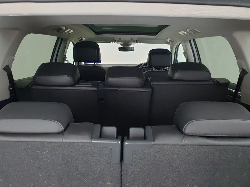 More views of Volkswagen Tiguan
