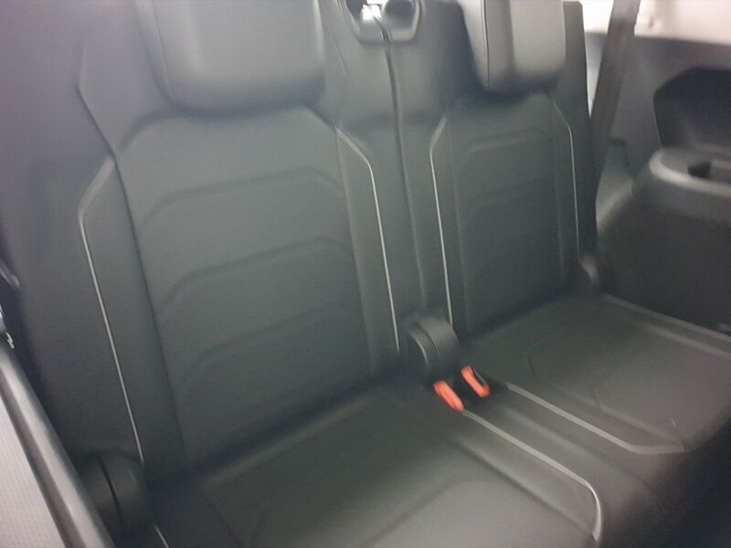 More views of Volkswagen Tiguan
