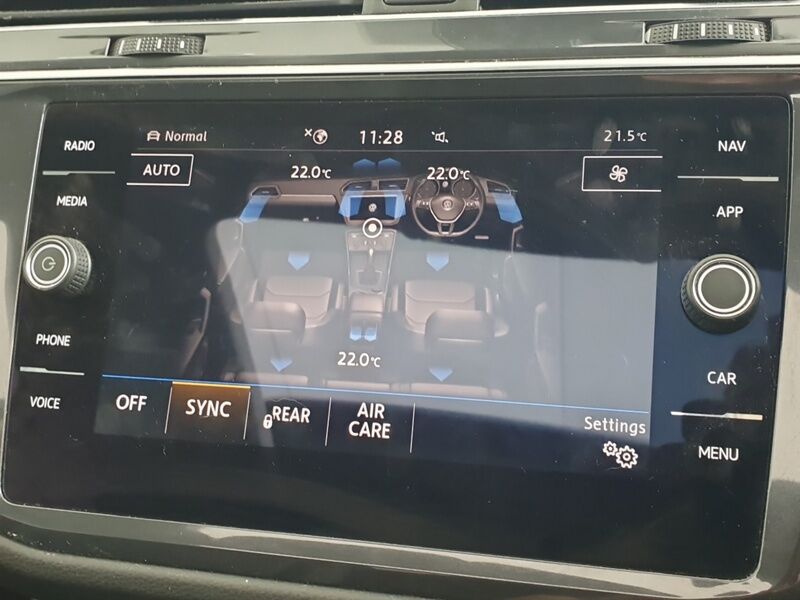 More views of Volkswagen Tiguan