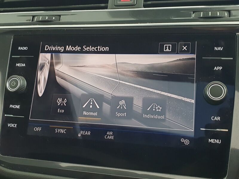 More views of Volkswagen Tiguan
