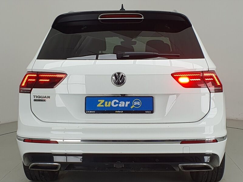 More views of Volkswagen Tiguan