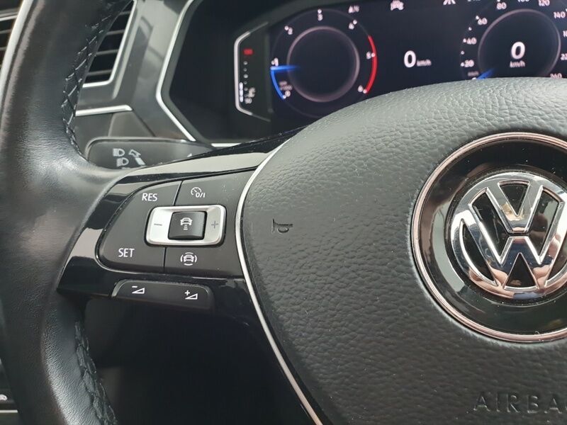 More views of Volkswagen Tiguan