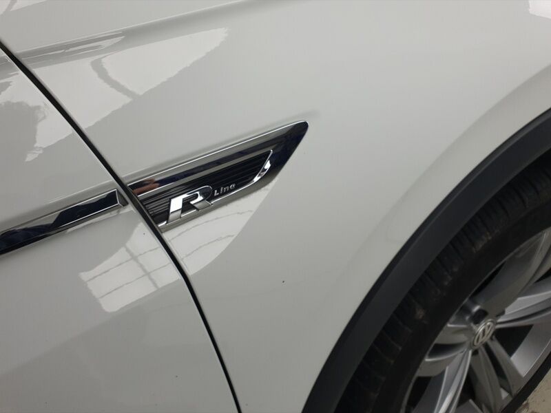 More views of Volkswagen Tiguan