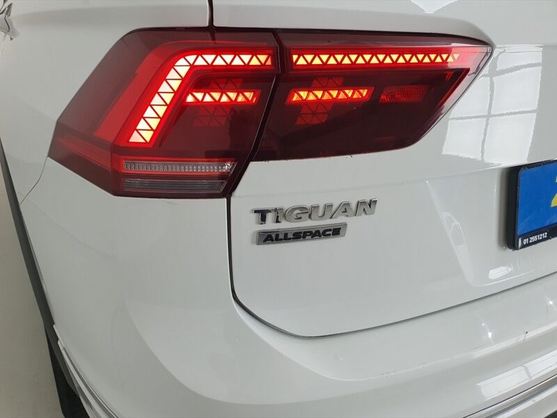 More views of Volkswagen Tiguan