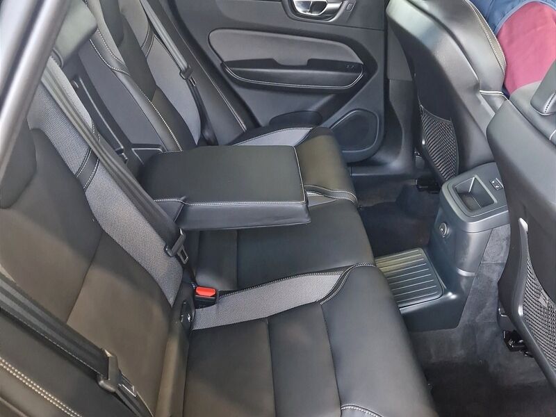 More views of Volvo XC60