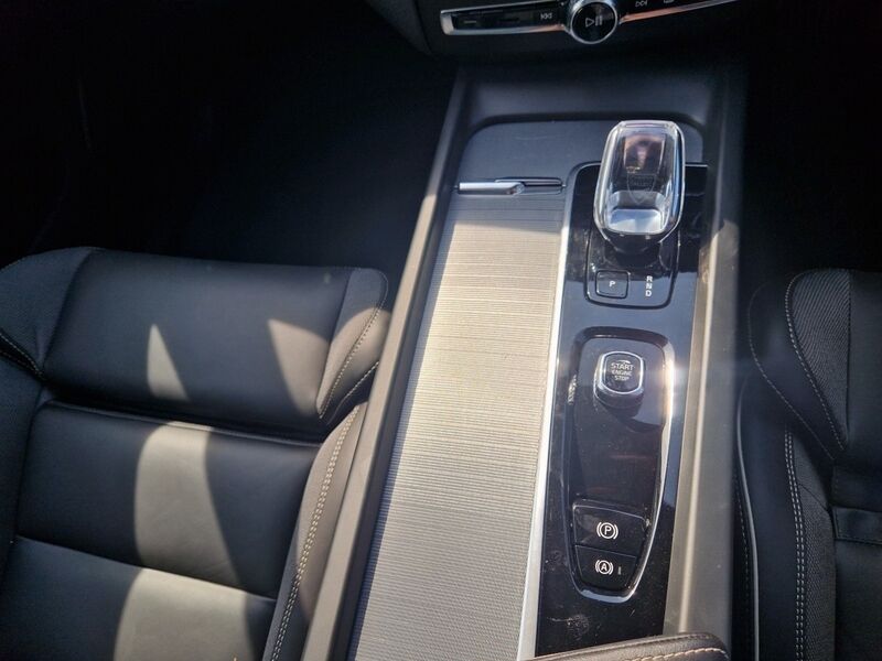 More views of Volvo XC60
