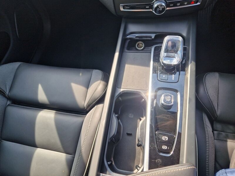 More views of Volvo XC60