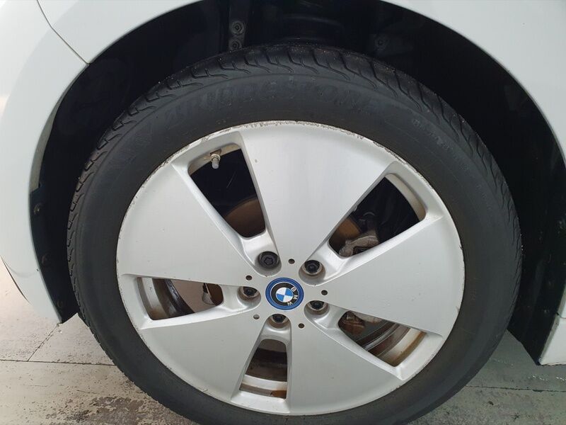 More views of BMW i3