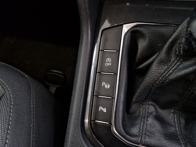More views of Volkswagen Tiguan