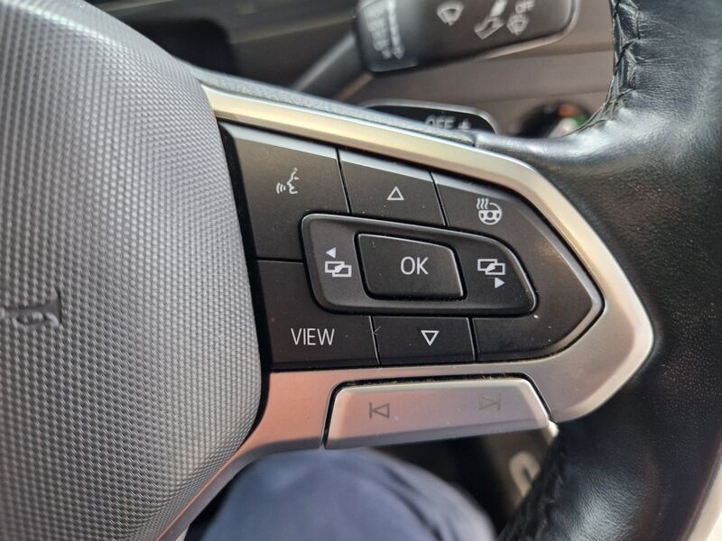 More views of Volkswagen Tiguan