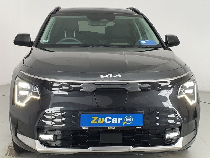 More views of Kia Niro