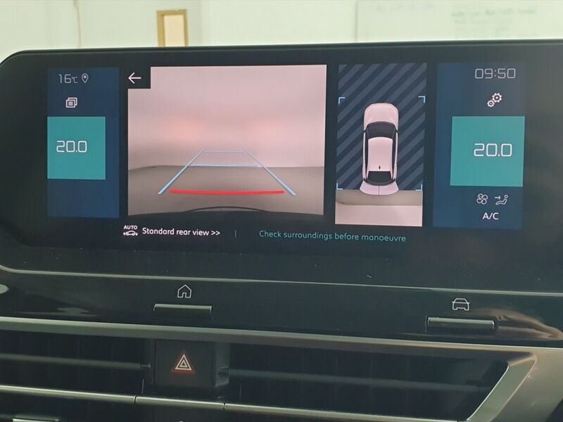 More views of Citroen E-C4