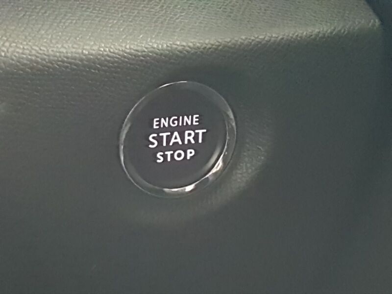 More views of Citroen E-C4