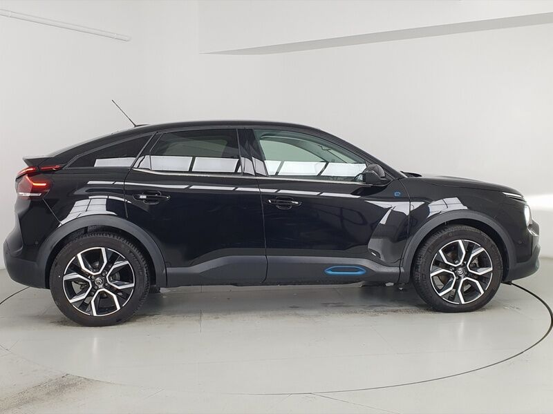 More views of Citroen E-C4