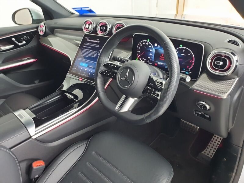 More views of Mercedes-Benz GLC