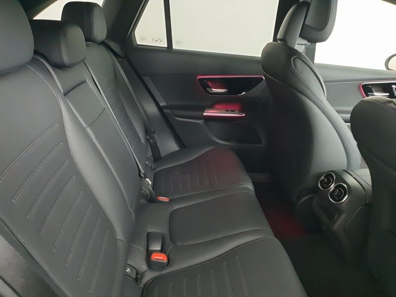 More views of Mercedes-Benz GLC
