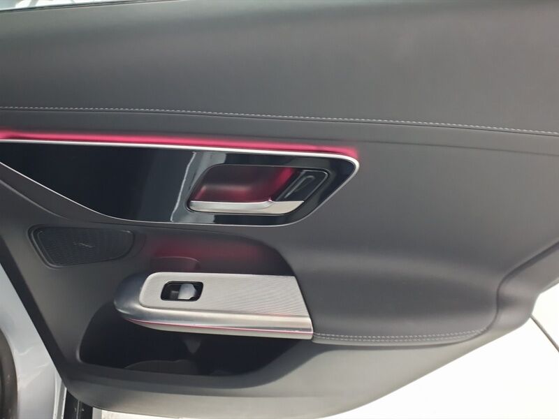 More views of Mercedes-Benz GLC