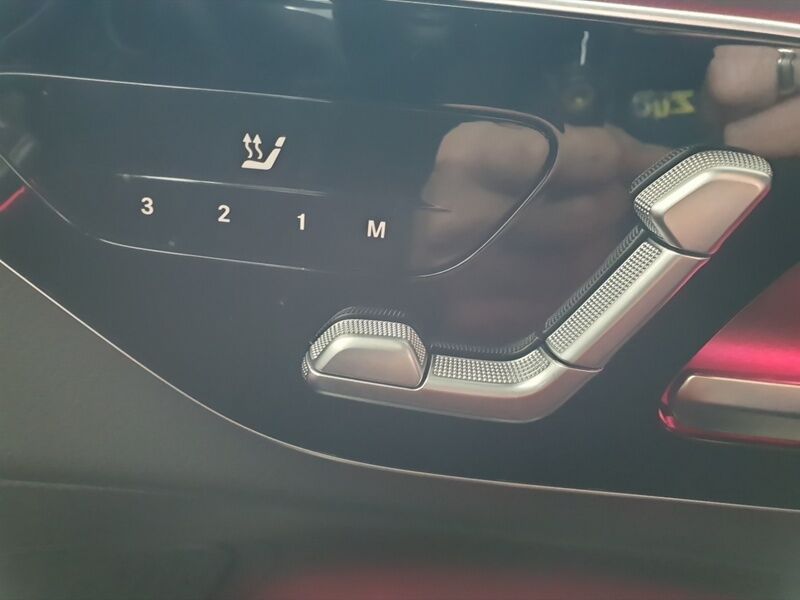 More views of Mercedes-Benz GLC