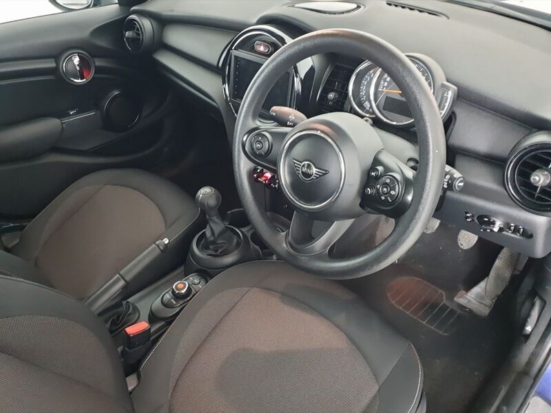 More views of MINI One
