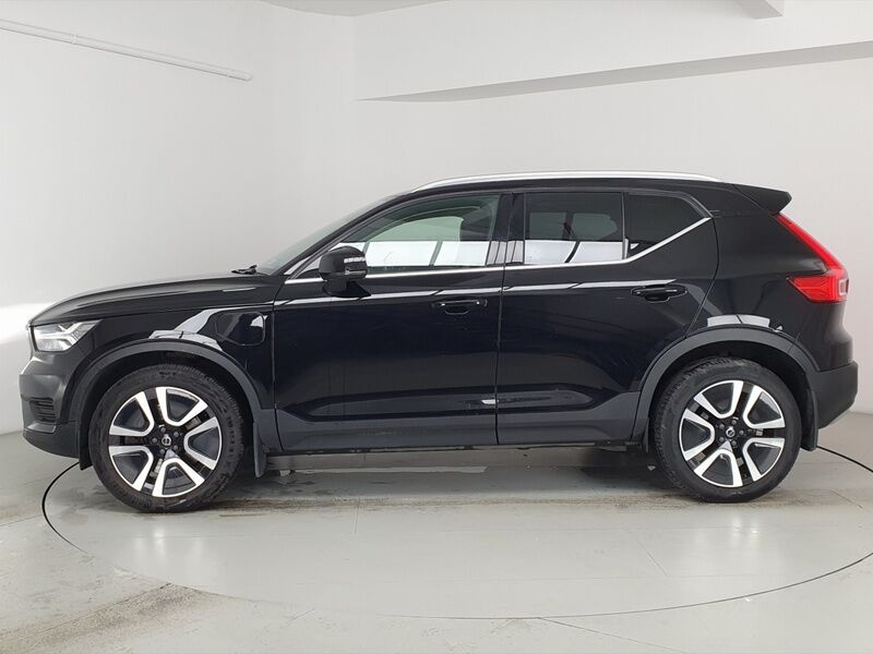 More views of Volvo XC40